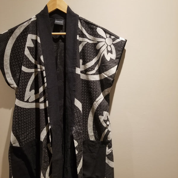 Black Samurai Crest Long Monk Vest Kimono - Siamurai